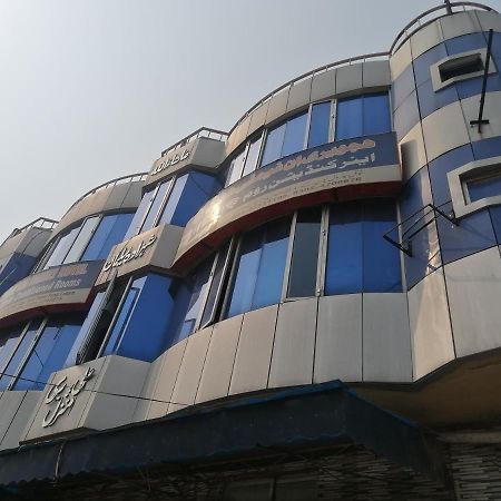 Hajveryinn_Hotel Lahore Esterno foto