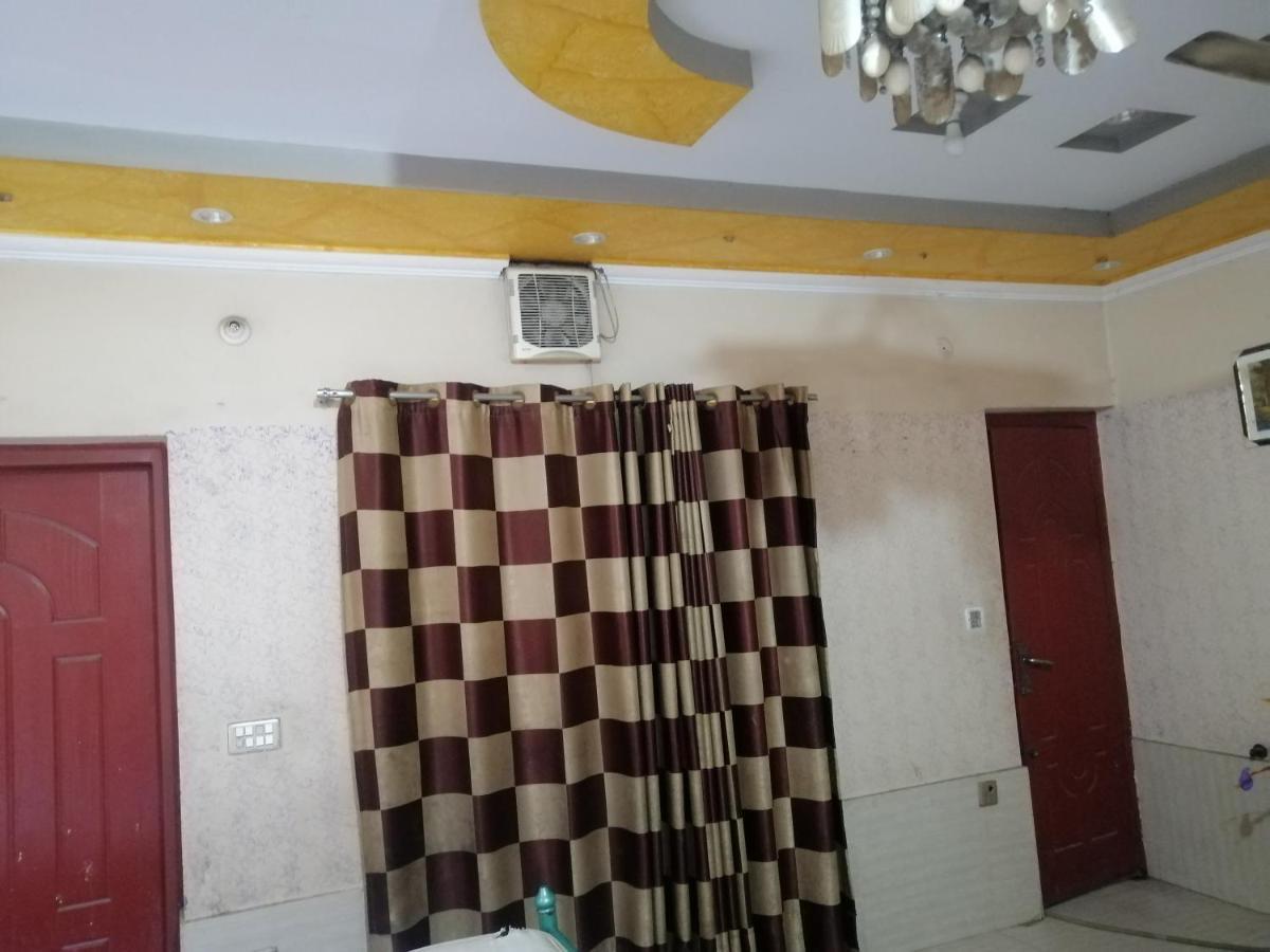 Hajveryinn_Hotel Lahore Esterno foto